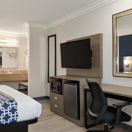 Quality Inn Lake Elsinore I-15 Εξωτερικό φωτογραφία