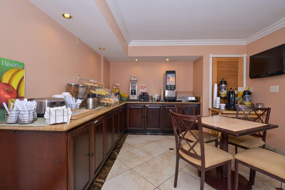 Quality Inn Lake Elsinore I-15 Εξωτερικό φωτογραφία