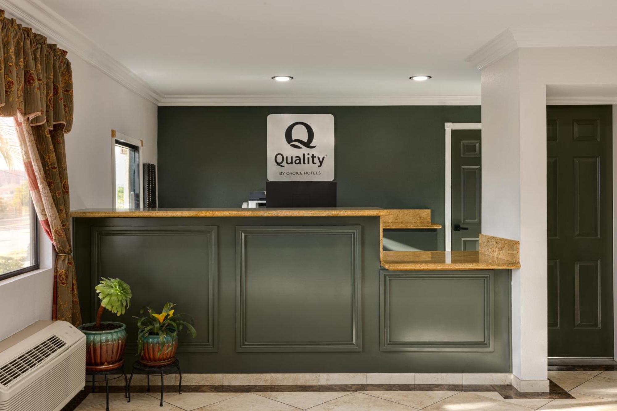 Quality Inn Lake Elsinore I-15 Εξωτερικό φωτογραφία