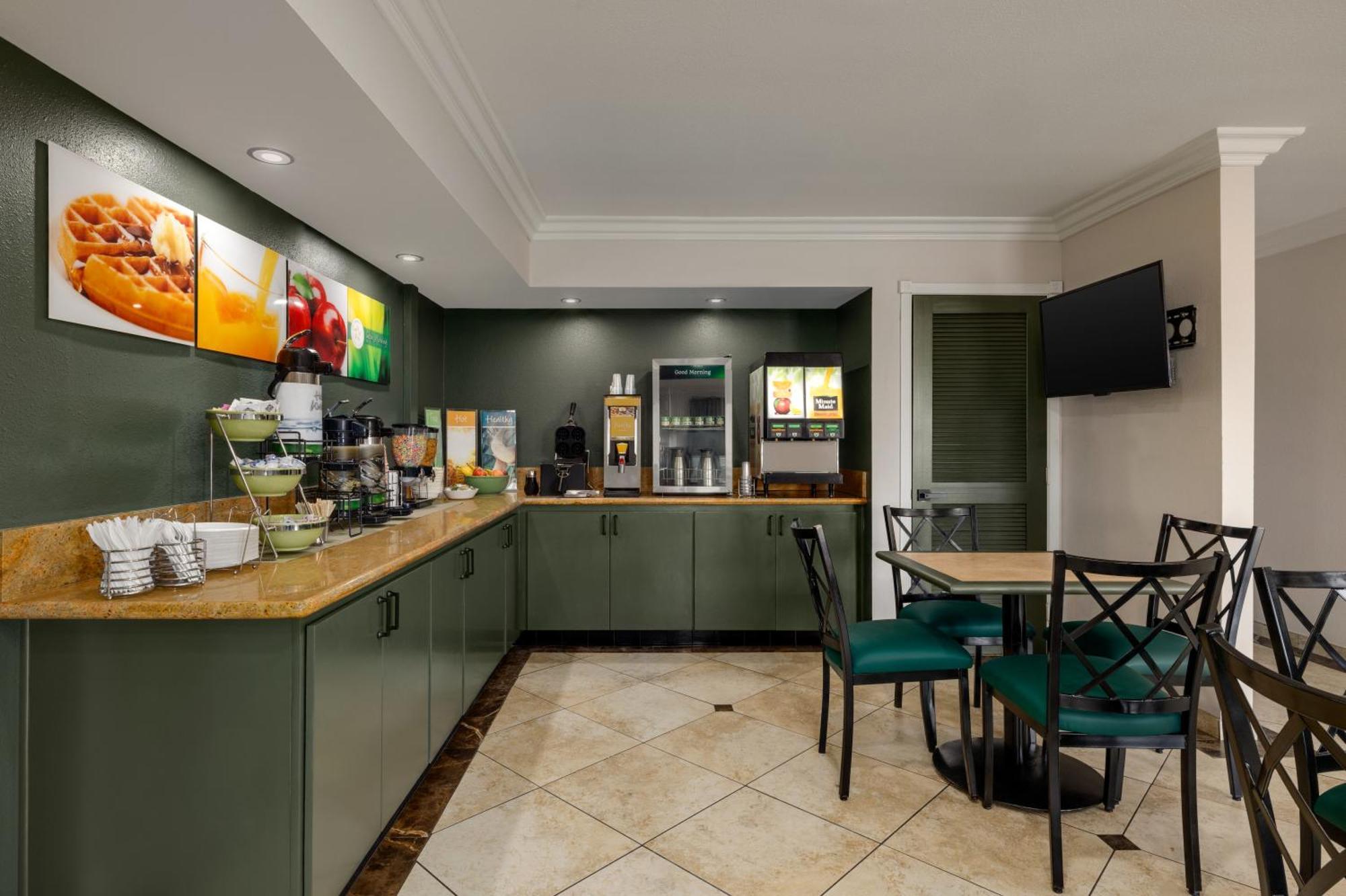 Quality Inn Lake Elsinore I-15 Εξωτερικό φωτογραφία