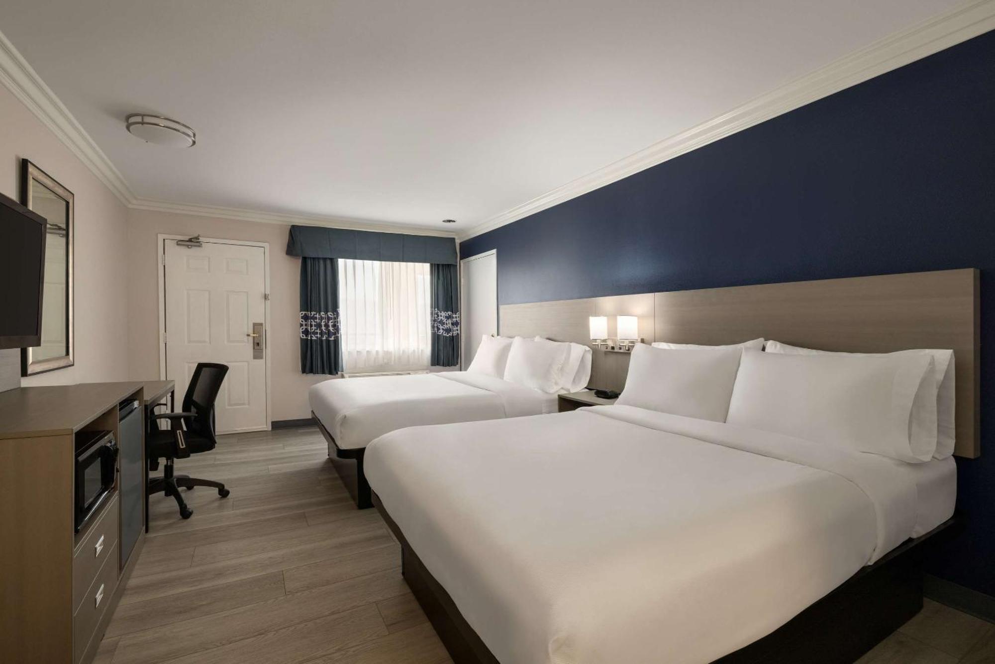 Quality Inn Lake Elsinore I-15 Εξωτερικό φωτογραφία