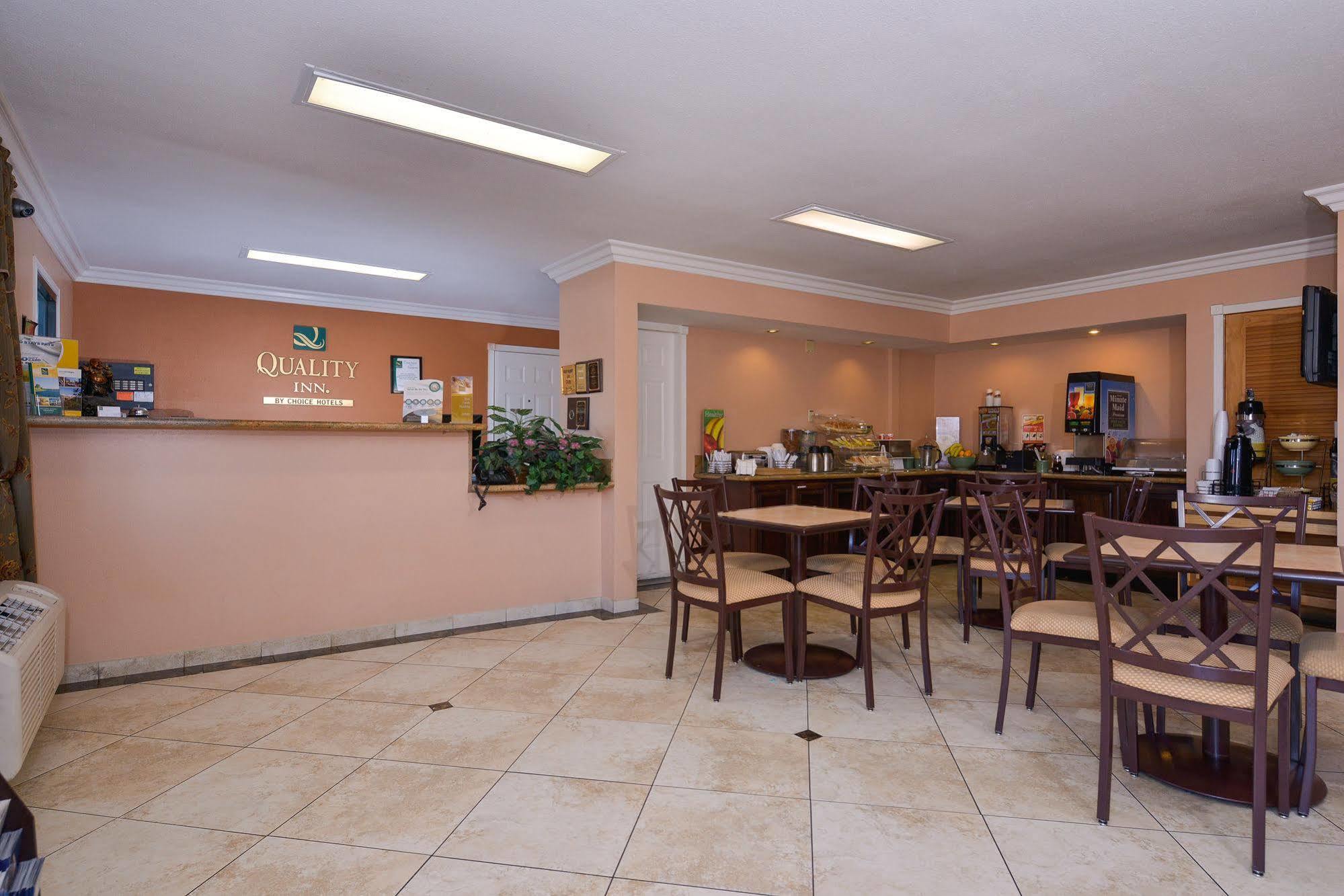 Quality Inn Lake Elsinore I-15 Εξωτερικό φωτογραφία